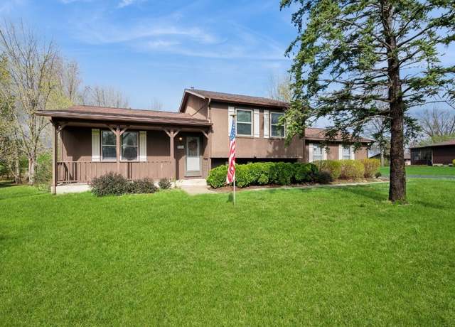 Property at 5951 Shiloh LN Ln NE, Cedar Rapids, IA 52411, 4 beds, 2 baths