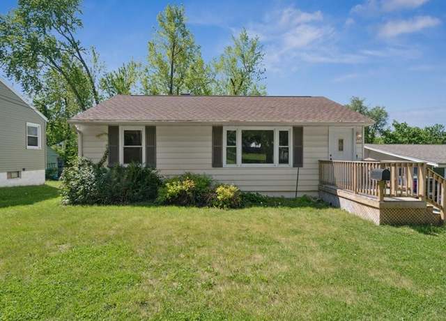 Property at 245 5th Ave, Marion, IA 52302, 2 beds, 1.5 baths