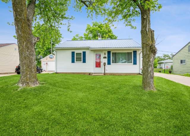Property at 2521 Wisconsin St SW, Cedar Rapids, IA 52404, 2 beds, 1 bath