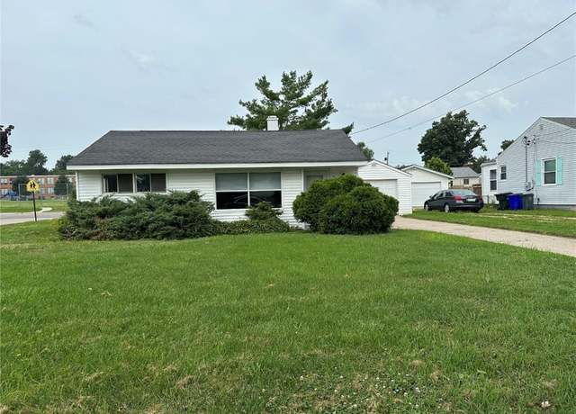 Property at 200 20th St St NW, Cedar Rapids, IA 52405, 2 beds, 1 bath