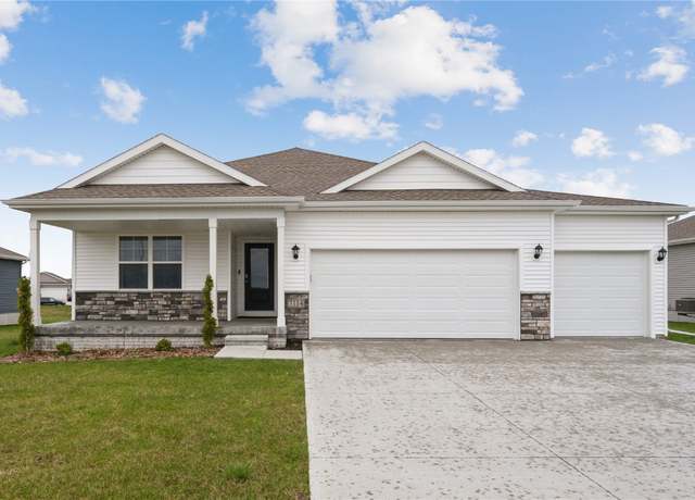 Property at 7114 Harlan Eddy Dr SW, Cedar Rapids, IA 52404, 4 beds, 3 baths