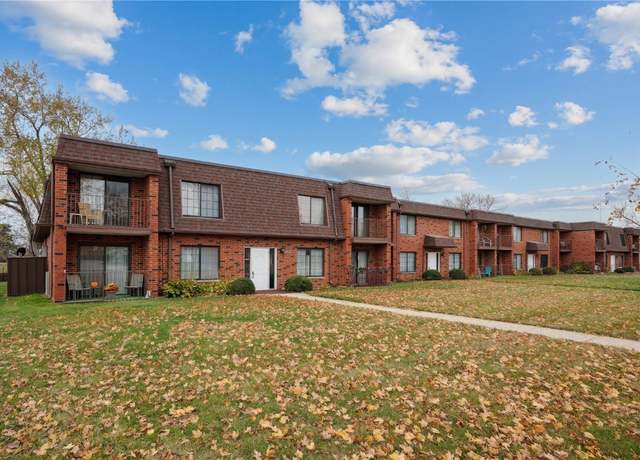 Property at 5703 Golden Ct NE #42, Cedar Rapids, IA 52402, 2 beds, 2 baths