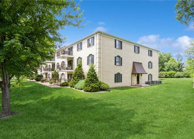Property at 2135 1st Ave SE #217, Cedar Rapids, IA 52402, 2 beds, 2 baths