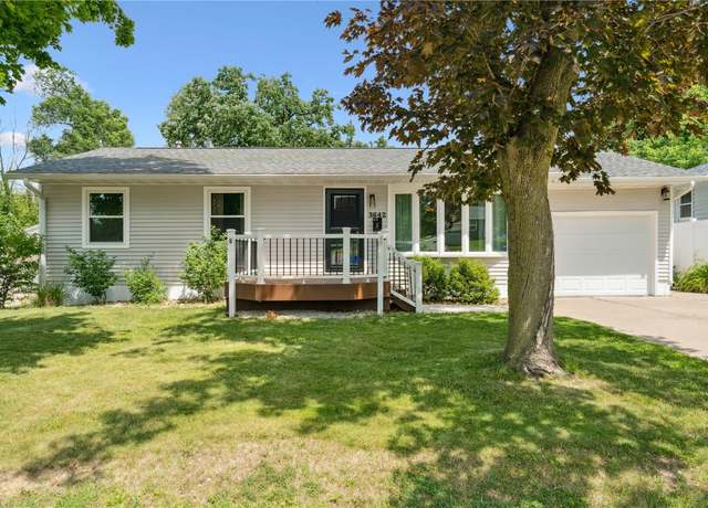 Property at 3642 Redbud Rd NE, Cedar Rapids, IA 52402, 4 beds, 2 baths