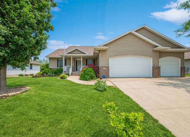 Property at 608 Ridgeview Way, Atkins, IA 52206, 4 beds, 3.5 baths