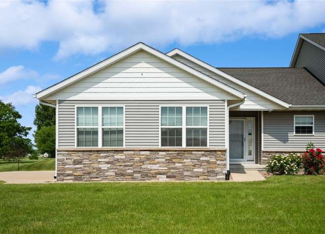 Property at 3092 Sherwood Dr, Marion, IA 52302, 3 beds, 3 baths