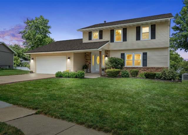 Property at 364 Essex Dr Dr NE, Cedar Rapids, IA 52402, 3 beds, 2.5 baths
