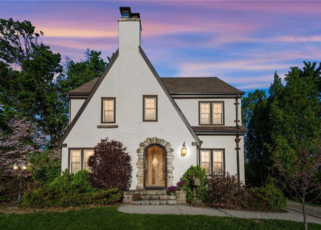 Property at 2535 Vernon Ct SE, Cedar Rapids, IA 52403, 4 beds, 2.5 baths