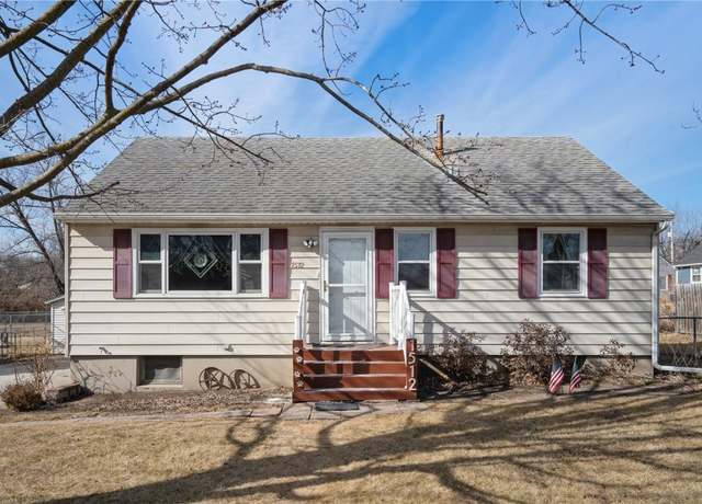 Property at 1512 Highwood Dr NW, Cedar Rapids, IA 52405, 3 beds, 1 bath