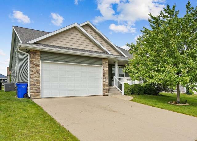 Property at 129 Brighton Cir SW, Cedar Rapids, IA 52404, 5 beds, 3 baths