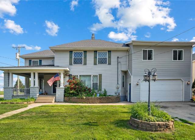 Property at 218 5th Ave SE, Independence, IA 50644, 5 beds, 1.5 baths