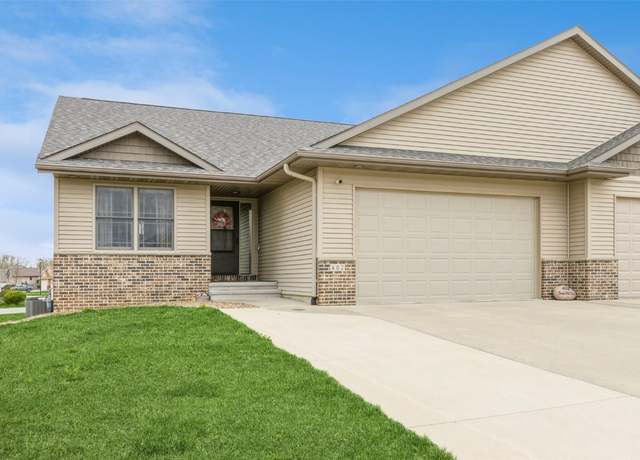 Property at 402 Prairie Hill Dr, Atkins, IA 52206, 3 beds, 3 baths