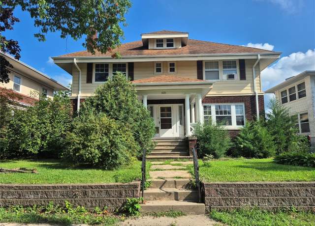 Property at 1831 2nd Ave SE, Cedar Rapids, IA 52403, 4 beds, 2.5 baths