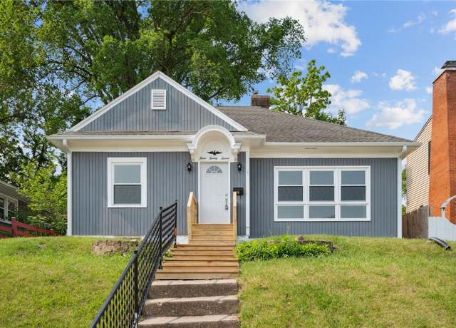Property at 327 23rd St. St NE, Cedar Rapids, IA 52402, 3 beds, 2 baths