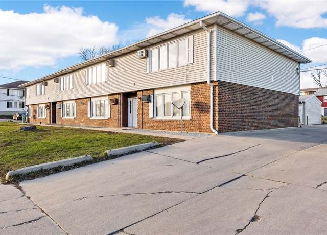 Property at 3212 Wilson Ave SW, Cedar Rapids, IA 52404