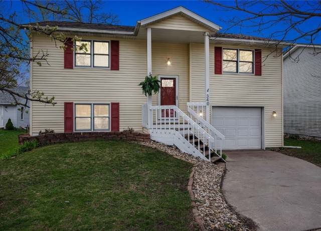 Property at 340 N 4th St, Central City, IA 52214, 3 beds, 2 baths