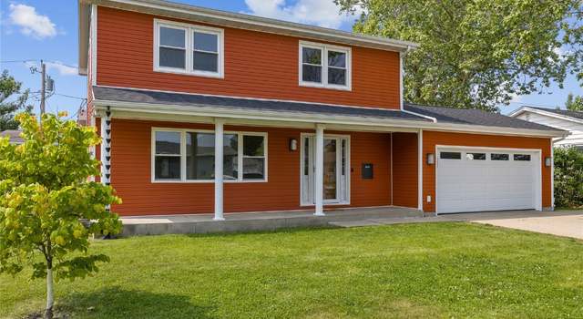 Photo of 3013 Ravenwood Ter NW, Cedar Rapids, IA 52405