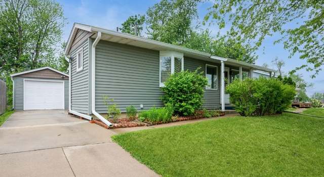Photo of 4404 Loraine St NE, Cedar Rapids, IA 52402