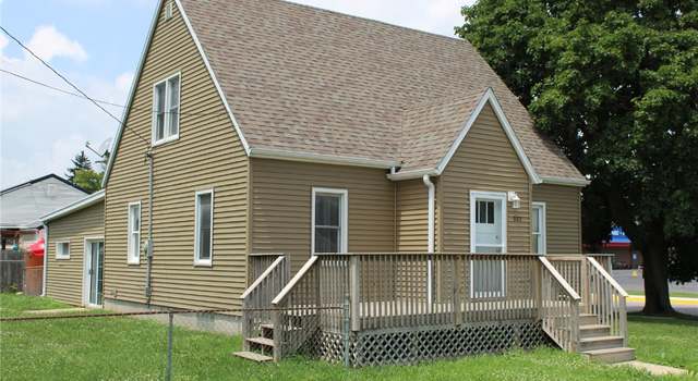 Photo of 302 South Main St St, Monticello, IA 52310