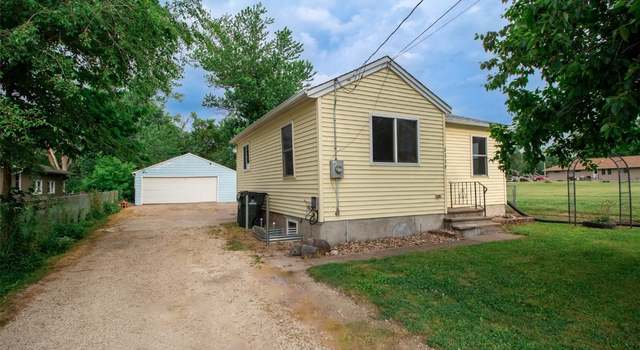 Photo of 2339 Rompot St SE, Cedar Rapids, IA 52403