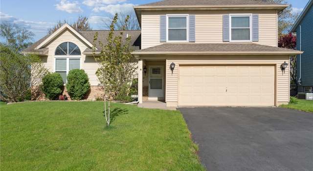 Photo of 4700 Coventry Ln NE, Cedar Rapids, IA 52402