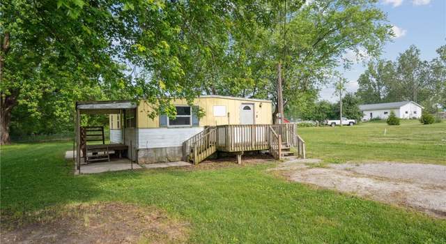 Photo of 101 N High Ave, Oxford, IA 52322