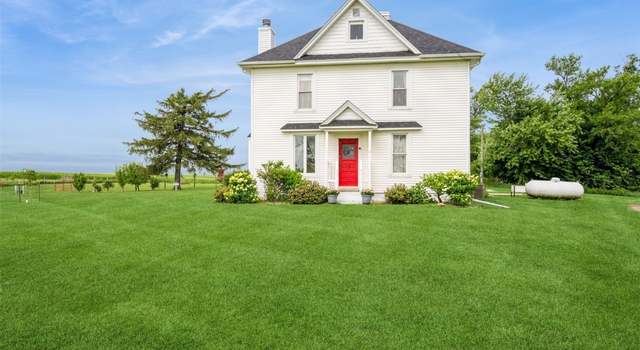 Photo of 6707 28th Ave, Newhall, IA 52315