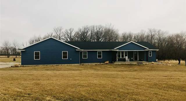 Photo of 3133 Iowa Ave, Rowley, IA 52329