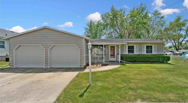 Photo of 777 W Marion St, Marengo, IA 52301