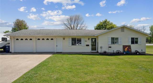 Photo of 906 W 18th St, Vinton, IA 52349