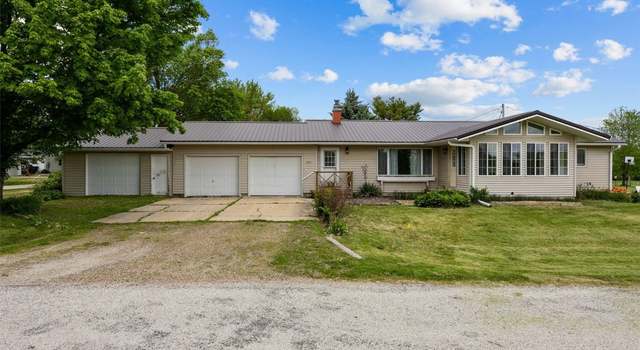 Photo of 401 Dicken St, Olin, IA 52320
