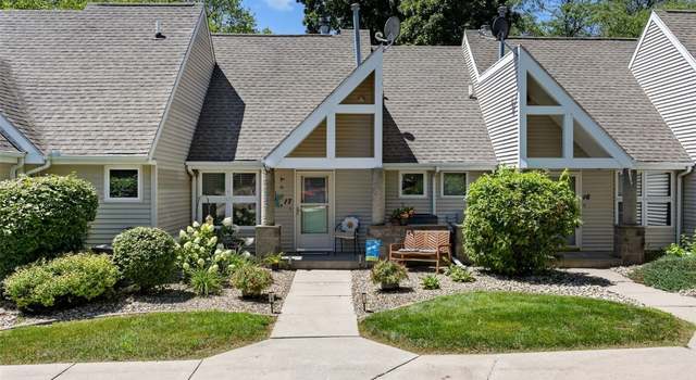 Photo of 425 27th Ave #17, Amana, IA 52203