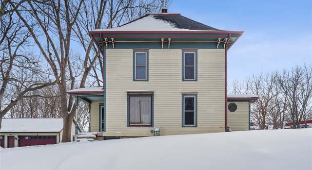 Photo of 53 Main St W, Central City, IA 52214