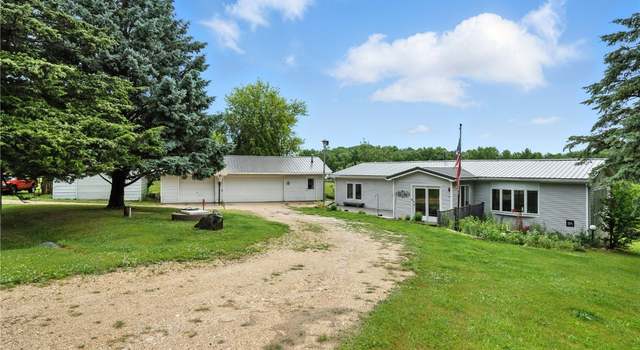 Photo of 22832 Ridge Road E28, Anamosa, IA 52205