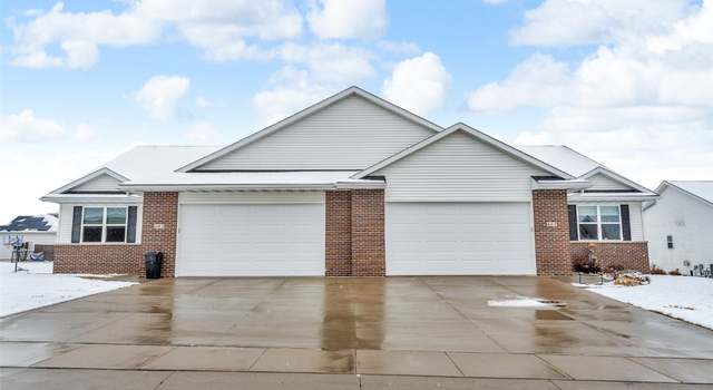 Photo of 605 Lincoln Dr, Center Point, IA 52213