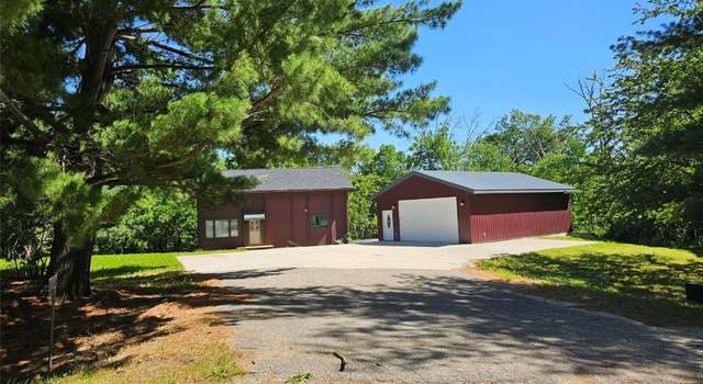 Photo of 2689 Wapsi Ridge Dr, Walker, IA 52352