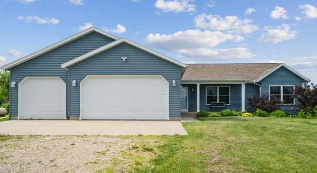 Photo of 3182 62nd St, Shellsburg, IA 52332