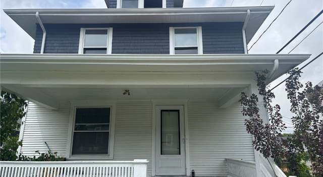 Photo of 349 17th St SE, Cedar Rapids, IA 52403