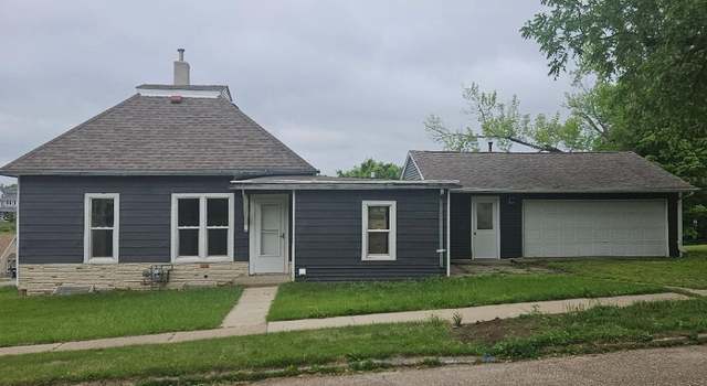 Photo of 1602 11th Ave, Belle Plaine, IA 52298