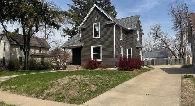 Photo of 943 18th St, Marion, IA 53202