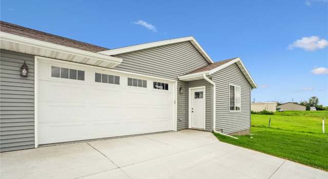 Photo of 201 William Way, Newhall, IA 52315