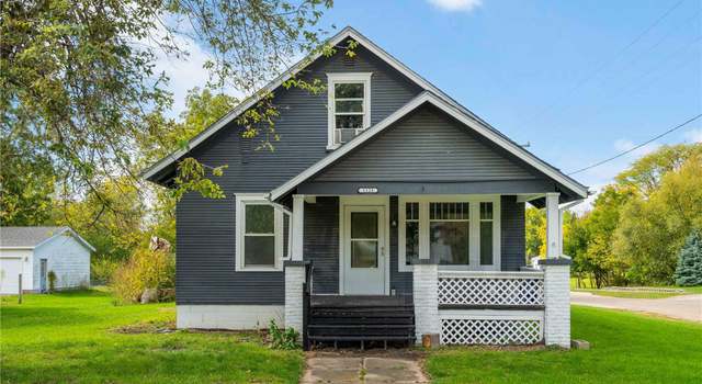 Photo of 1123 Franklin St, Center Point, IA 52213