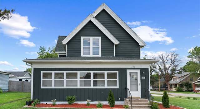 Photo of 101 2nd Ave, Newhall, IA 52315