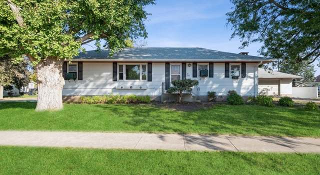Photo of 601 1st Ave, Van Horne, IA 52346
