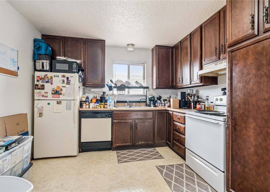 780 Ryan Ave Ave, Hiawatha, IA 52233