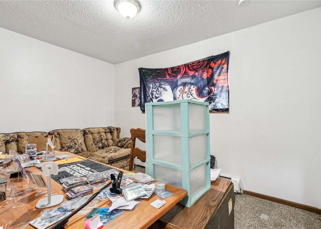 780 Ryan Ave Ave, Hiawatha, IA 52233