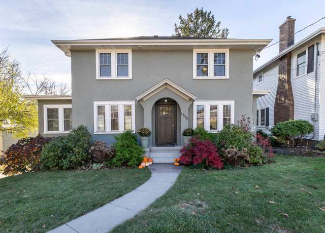 Property at 1740 Plymouth Ct, Dubuque, IA 52003, 4 beds, 3.5 baths