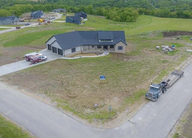 Property at 14456 Keegan Ct, Dubuque, IA 52002, 5 beds, 3.5 baths
