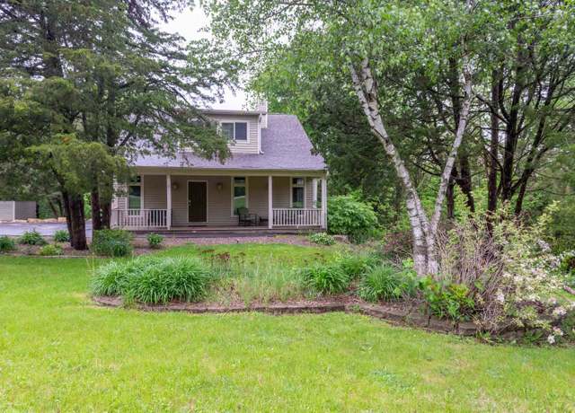 Property at 21 High Ridge Run, Galena, IL 61036, 6 beds, 5.5 baths