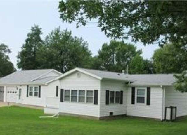 Property at 2450 Garfield Ave, IA 52632, 3 beds, 2 baths